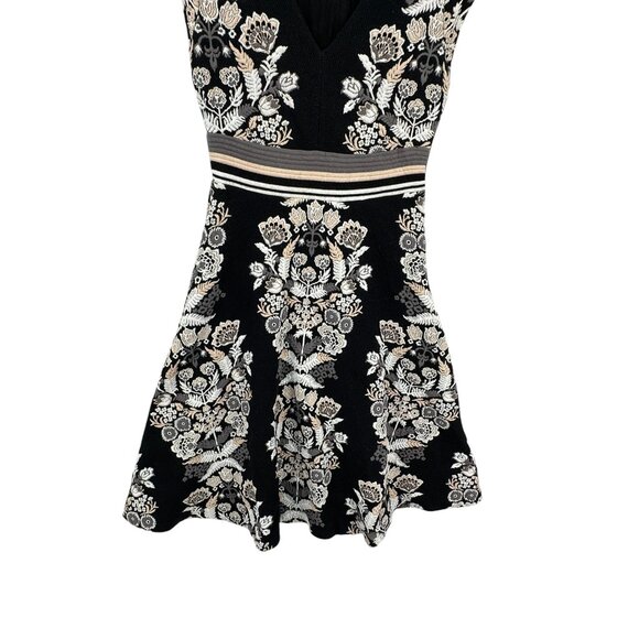 Ettitwa Dress Womens Size‎ 4 Brocade Floral Dark Romantic Floral Whimsigoth - Picture 4 of 13